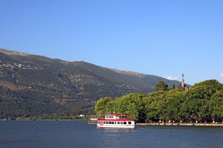 Private Transfer from Ioannina to Athens 10