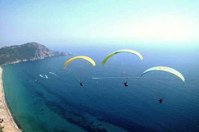 Tandem Paragliding in Alanya with Professional Licensed Pilots 2