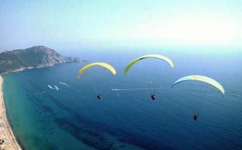 Tandem Paragliding Adventure Over Alanya's Coastline
