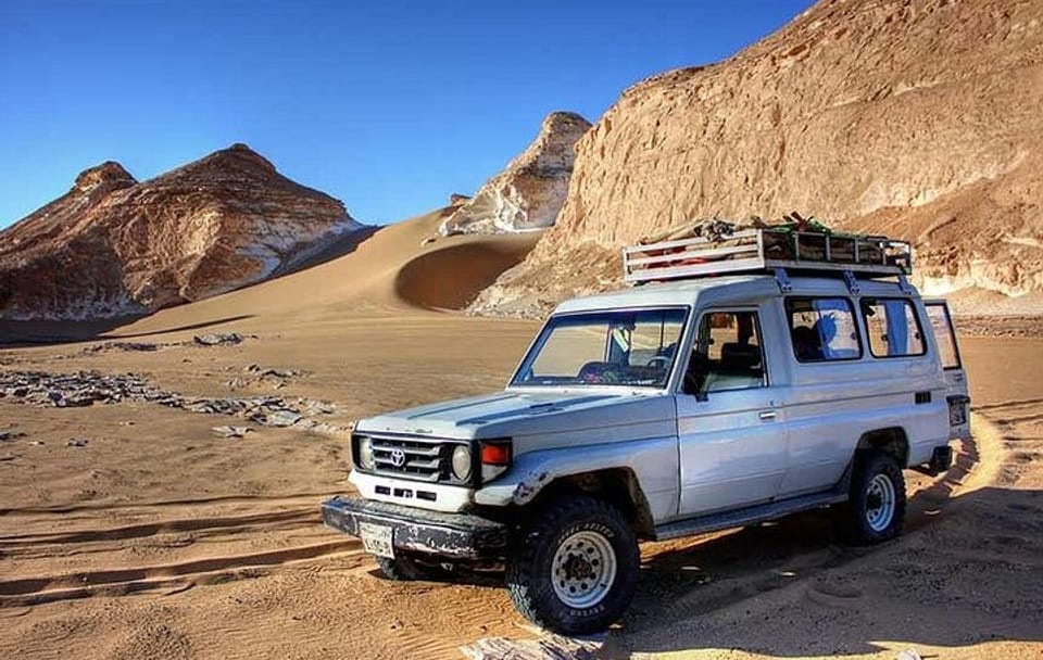 Desert Adventure Safari with Dinner and Show in Hurghada