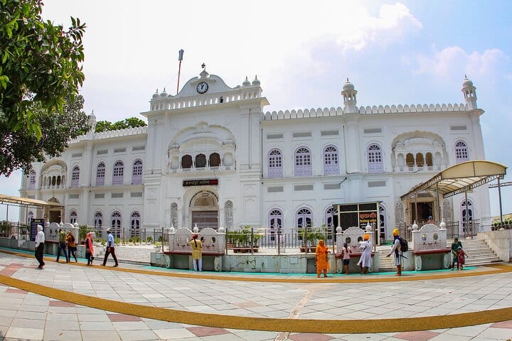 Anandpur Sahib Escapade: Discover Sikh Heritage from Chandigarh