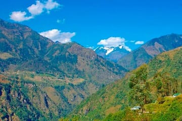Cultural Bus Tour of Arunachal Pradesh: Aalo to Dibrugarh