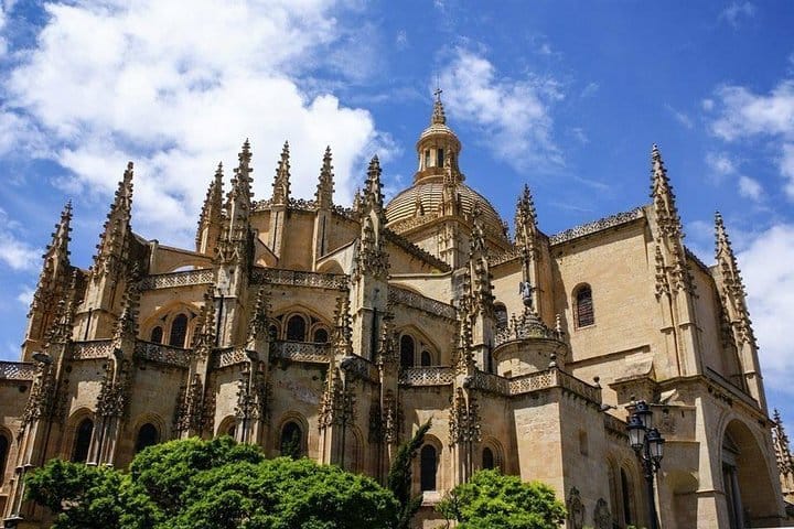 Avila and Segovia All Included with Gastronomic Lunch 4