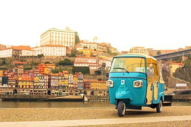 Full-Day Private Tuk Tuk All Around Porto 7