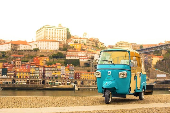 Full-Day Private Tuk Tuk All Around Porto 7