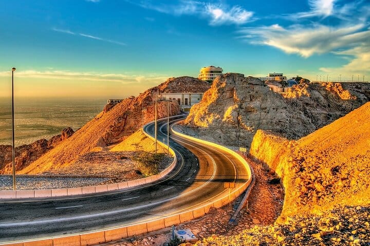 Jebel Hafeet way