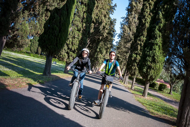 Appian Way Bike Tour with Park of the Aqueducts and the Roman Countryside photo 2
