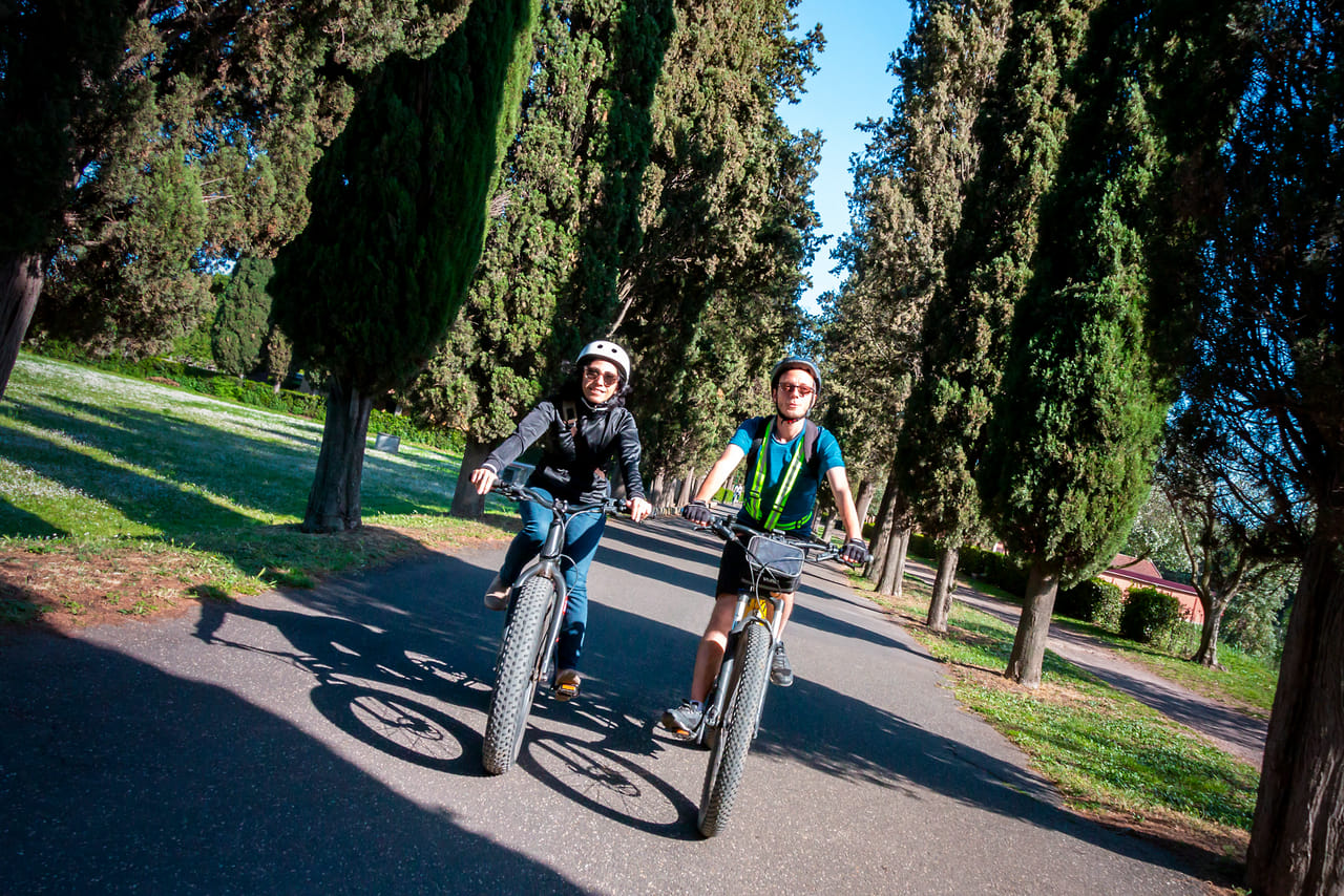 Appian Way Bike Tour with Park of the Aqueducts and the Roman Countryside 2