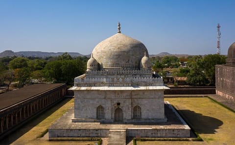 Bhopal to Delhi Tour of Ancient Monuments and Mughal Sites