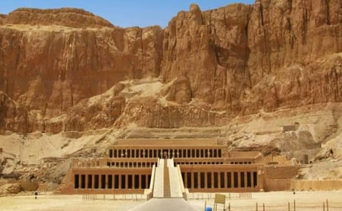Full Day Cultural Tour of Luxor's West Bank Sites