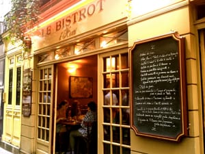 Montmartre French Bistrot, Aperitif and Wine Tasting Walking Tour 