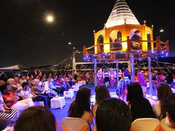 bosphorus dinner cruise