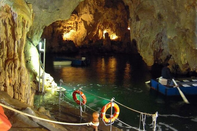 Amalfi Coast Minicruise and Emerald Grotto from Maiori 7