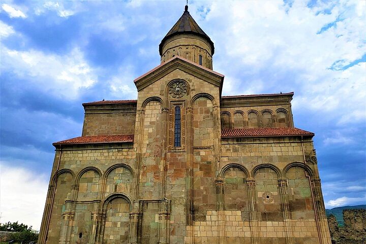 Uplistsikhe Adventure: Private Day Trip from Tbilisi with Historical Sites