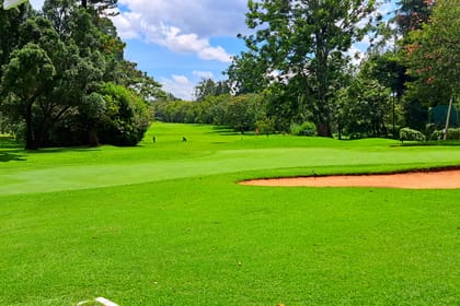 Golf and Safari Experience in Nairobi and Naivasha, Kenya