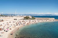 Full-Day Private Trip of Saint Tropez from Antibes  2