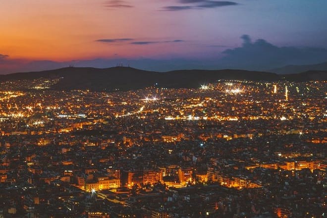Enjoy Athens highlights in a Night Tour
