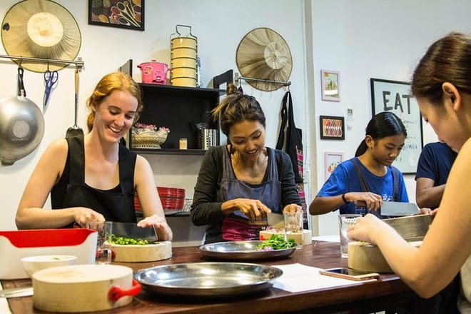 Pink Chili - Thai Cooking Class and Market Tour in Bangkok 2