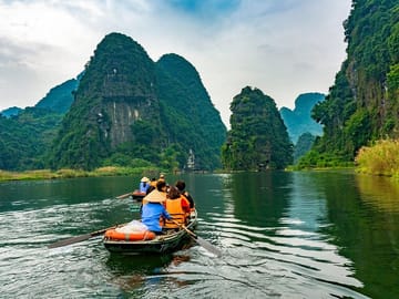 Cultural Tour of Cam Thanh, Da Nang, and Halong Bay