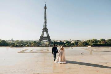 Eiffel Tower Photo Session in Paris for Lasting Memories