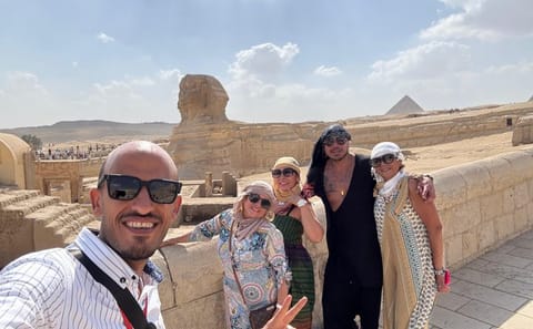 Private Giza Pyramids Tour with Egyptologist Guide