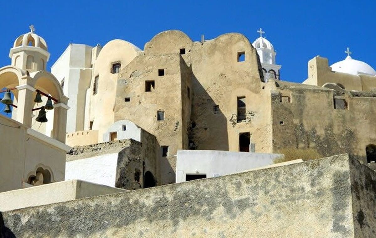 Santorini Venetian Castles Discovery Private Tour