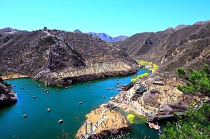Beijing Private Tour: See Huanghuacheng Great Wall by Boat and Cruise to Summer Palace