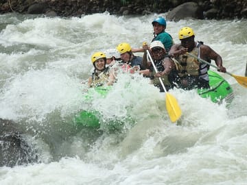 Full-Day Rafting and Zip-lining Adventure in San Ramón