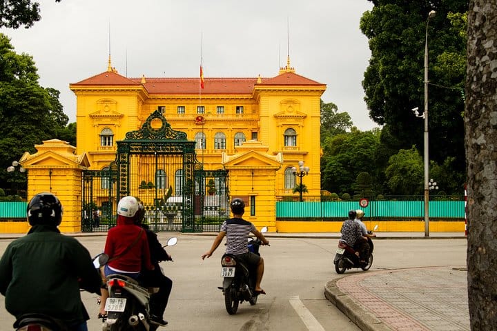 Full-day Journey Through Ha Noi’s History