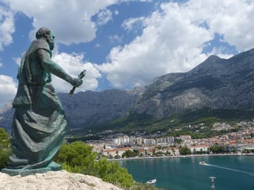 Makarska Cliffview Adventure Tour from Split