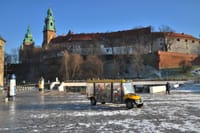Krakow: Old Town Easy Sightseeing by Electric Golf Cart 1
