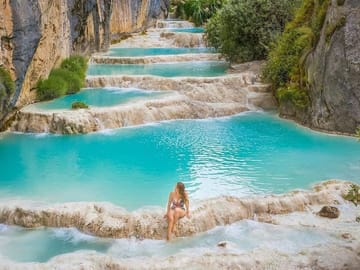 Day Trip from Lima to Millpu's Turquoise Waters