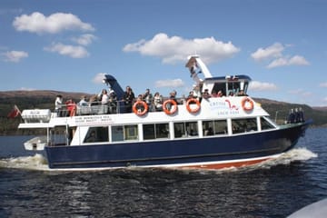 Loch Ness, Whisky and Outlander Tour with Boat Cruise from Inverness