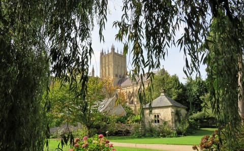 Self-Drive Tour of England: 12 Days from London