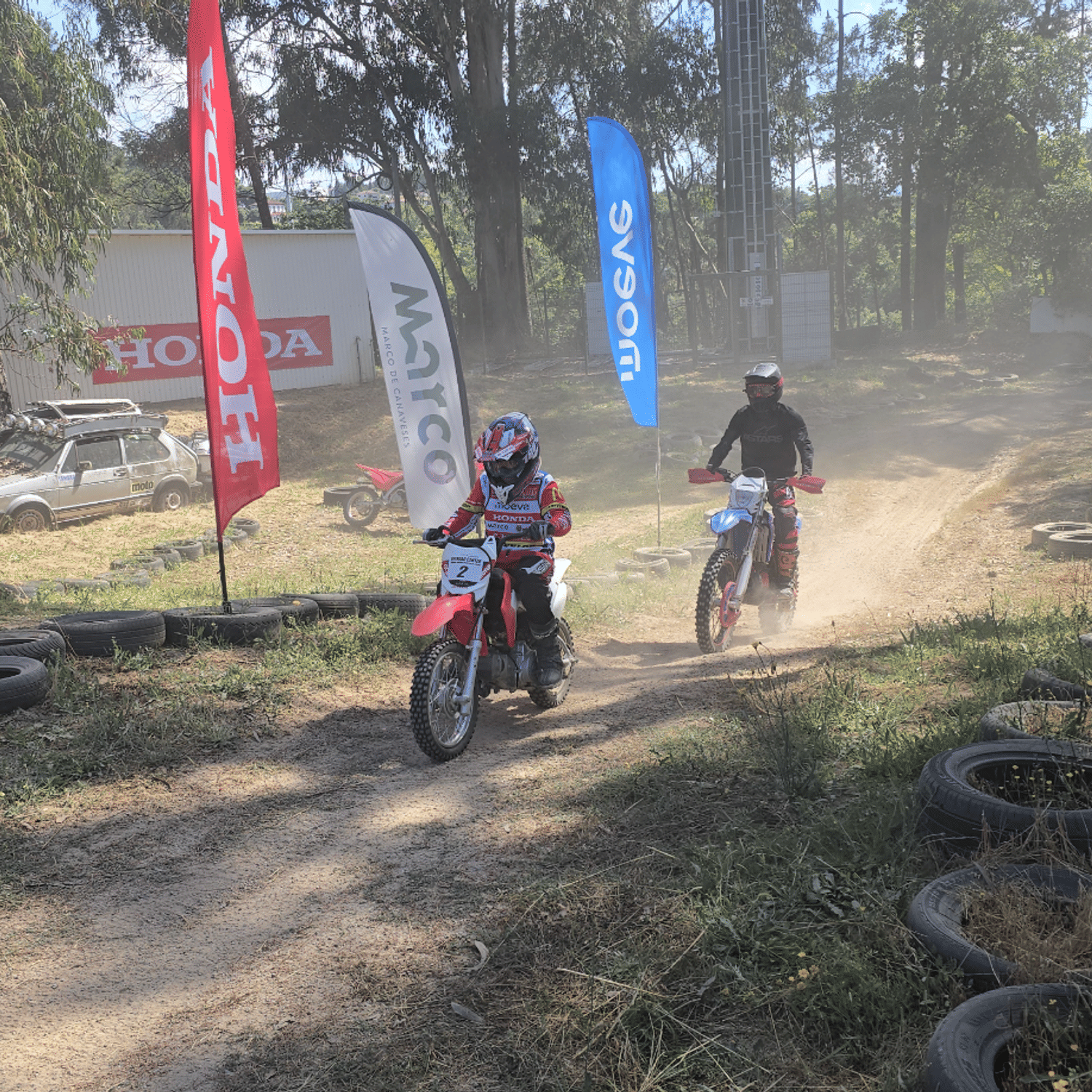 Batismo de enduro na Livração