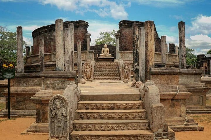 2 Days Ancient Wonders Tour