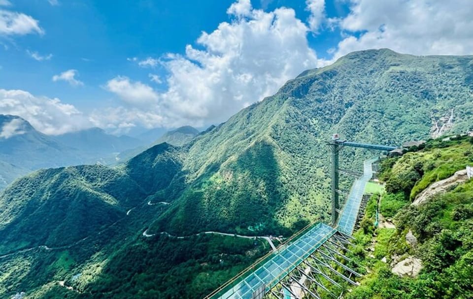 Sapa 2D1N Scenic Fansipan Peak Glass Bridge and Silver Waterfall