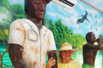 Cruise Ship Family Manawakie Eco Park Culture Tour