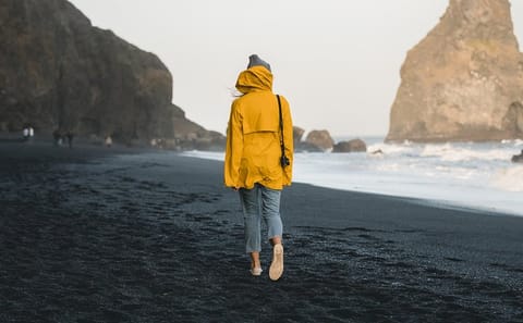 Professional Photo Shoot Experience in Grindavik, Iceland