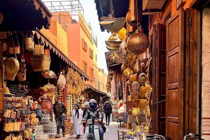 Marrakech City: Private half Day Sightseeing Tour