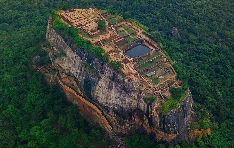 Full Day Sigiriya and Dambulla Tour from Colombo