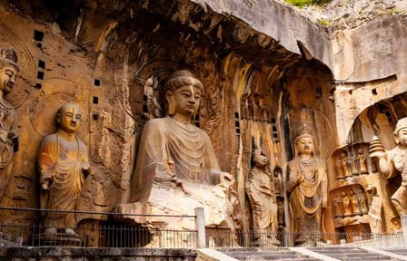 Guided Tour of Longmen Grottoes and White Horse Temple in Luoyang