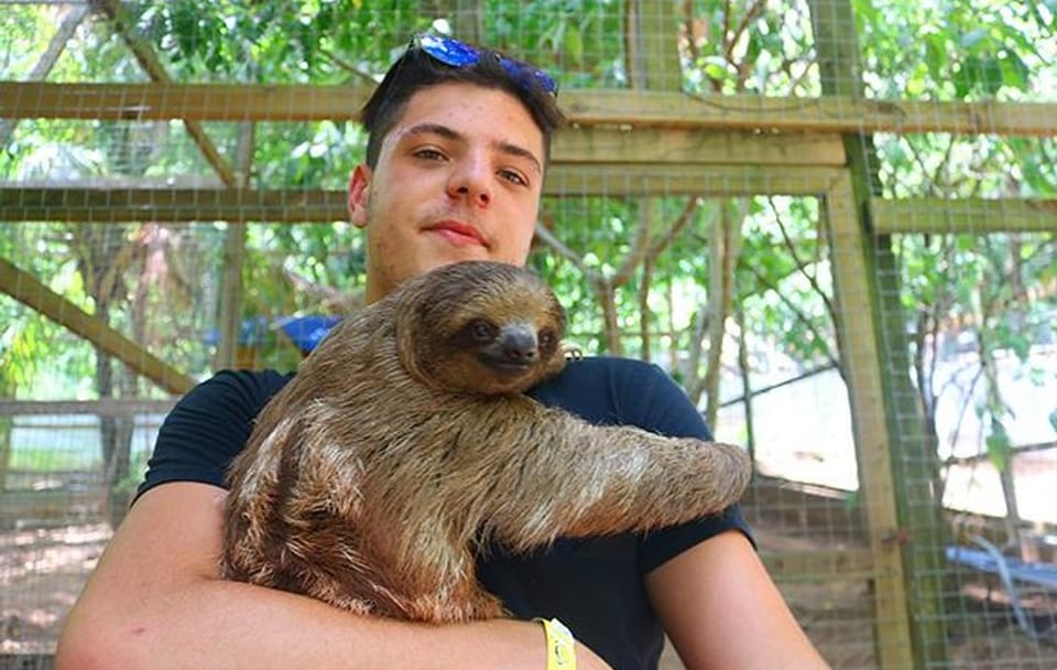 Coxen Hole City Tour with Sloth Encounters and Chocolate Factory