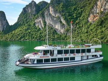 Luxury Ha Long Bay Day Tour - Best Selling with Kayak,Swim & Cave