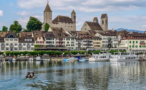 Zürich City Break: 6-Day Tour with Mt. Titlis Visit
