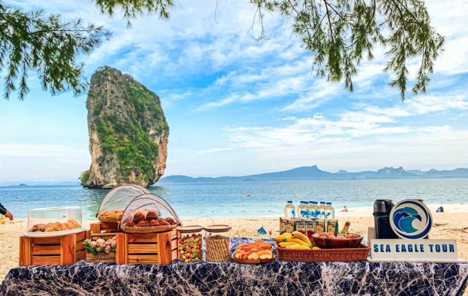 Krabi: Phi Phi Sunrise & 4 Islands by Speedboat with Lunch