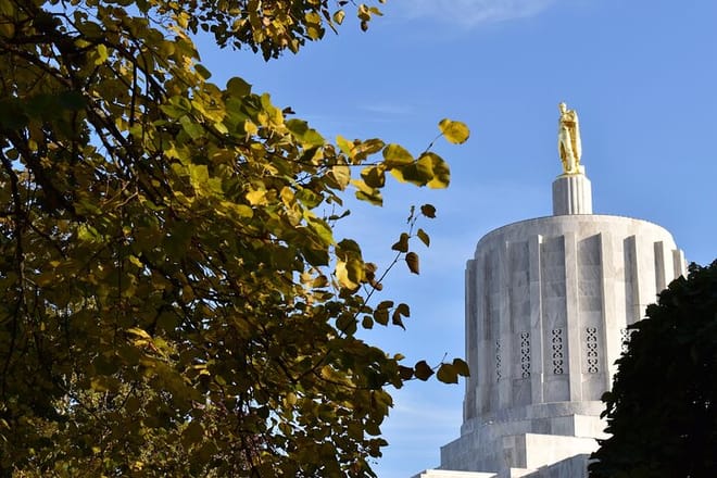 Salem Oregon Scavenger Hunt Walking Tour and Game