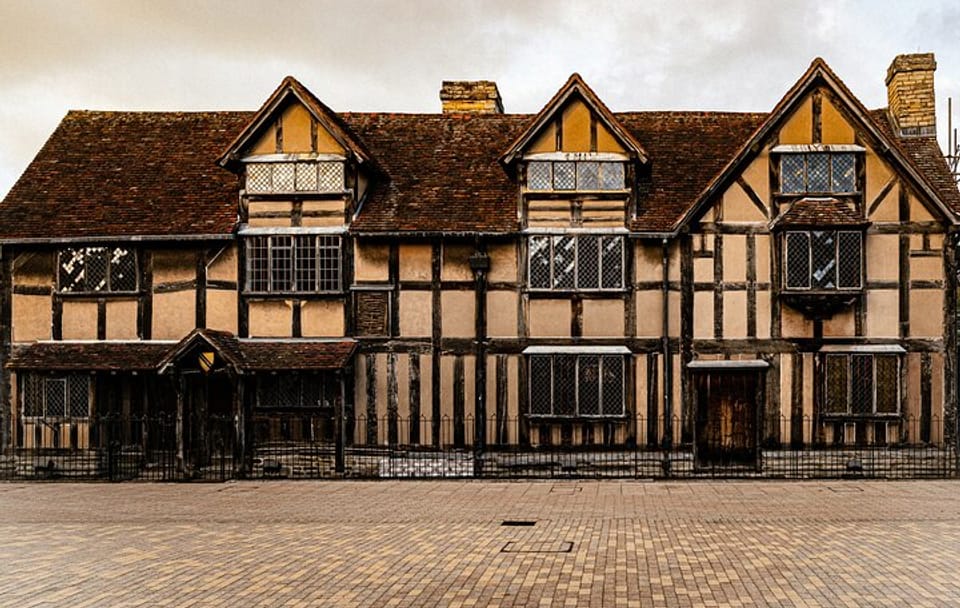 Day Trip to Oxford, Stratford, and Warwick Castle from London