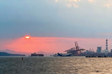 Xiamen Highlights Tour: Gulangyu Island and Ancient Temples