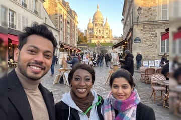 Montmartre Walking Tour with Street Art and Drink Tasting
